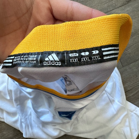 ADIDAS UCLA jersey ✨ - Picture 14 of 15